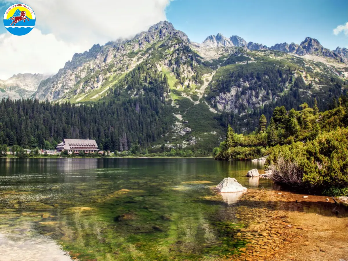 Phan Văn Travel cung cấp các chương trình tour du lịch chất lượng cao