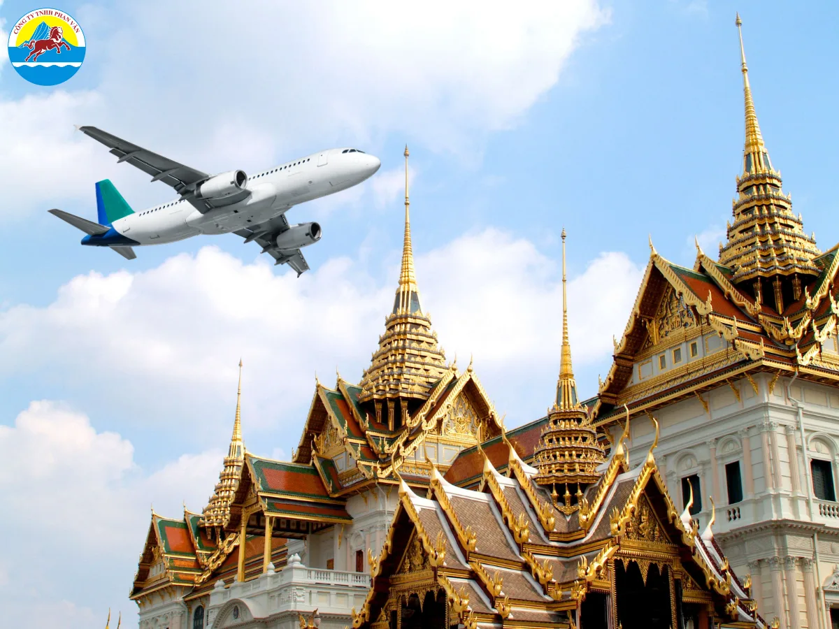 Bạn nên đặt vé trước ngày khởi hành từ 2 đến 3 tháng
