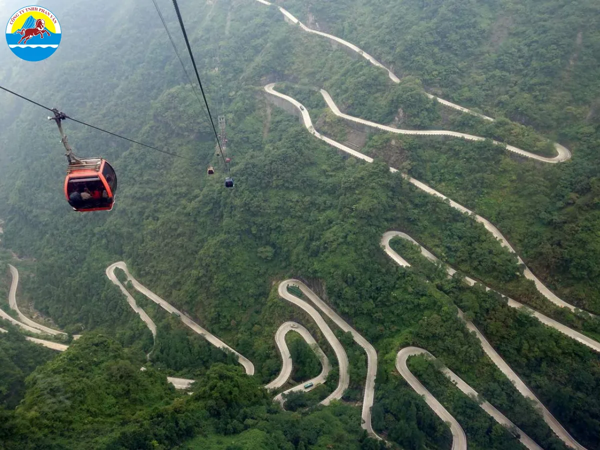 Trải nghiệm cáp treo lên núi Thiên Môn