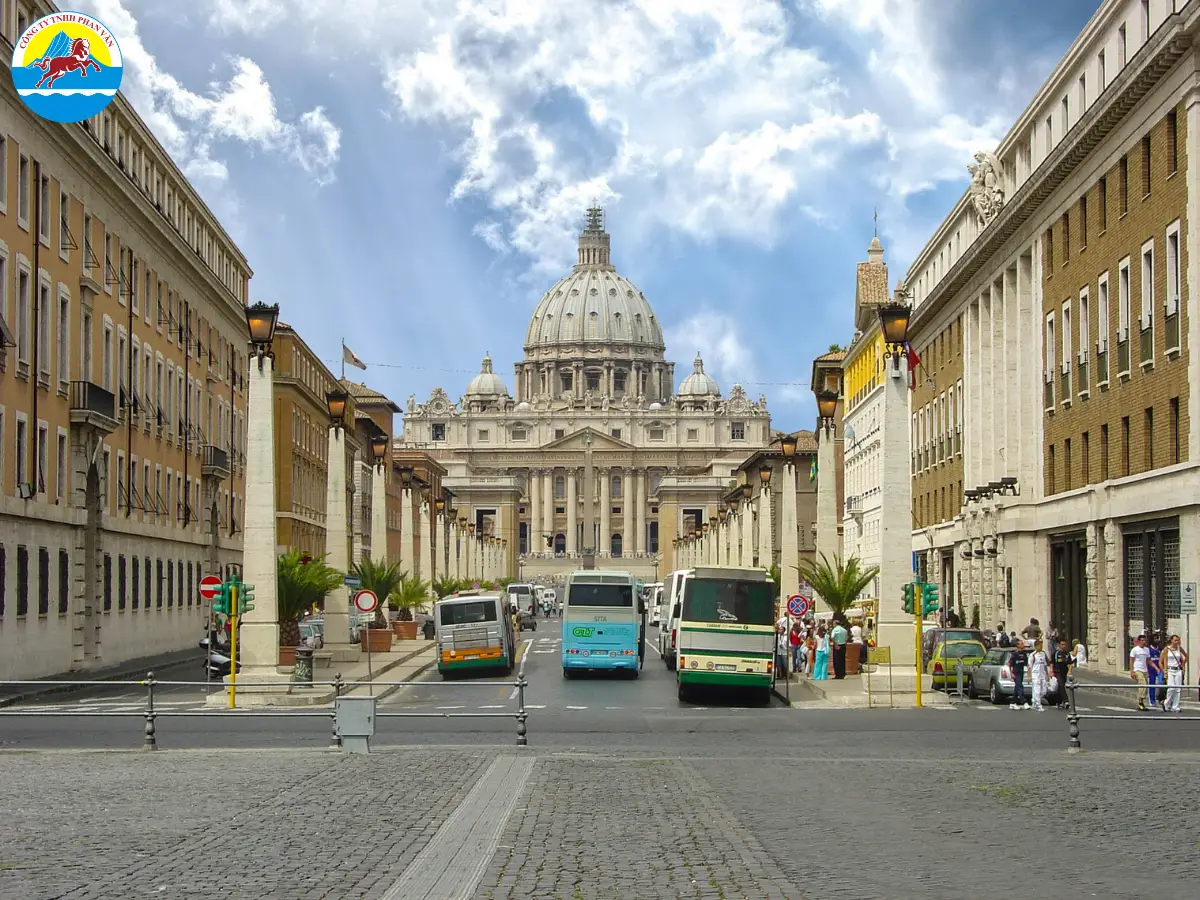 Phương tiện công cộng ở Vatican