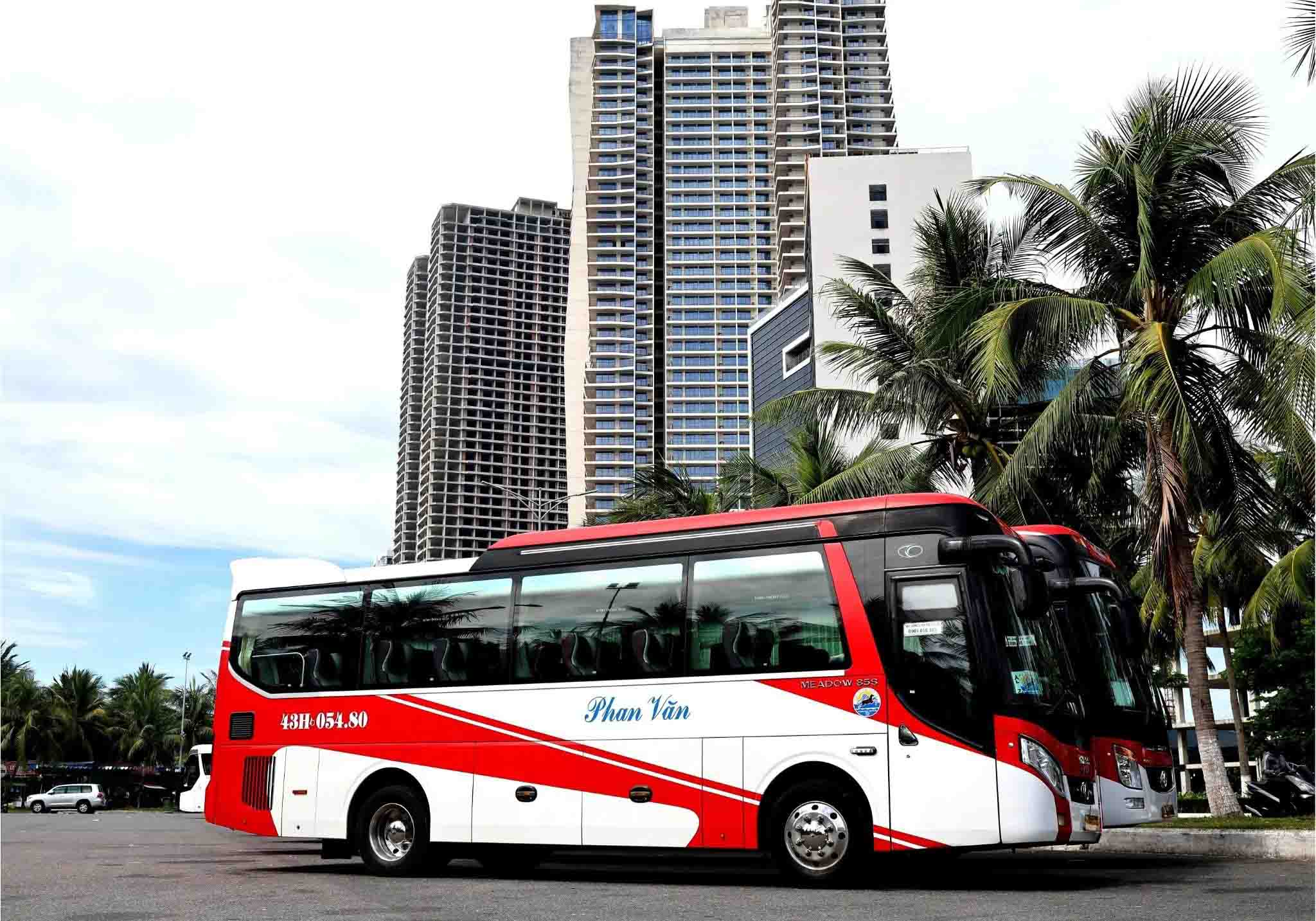 Dịch vụ cho thuê xe du lịch tại Phan Văn