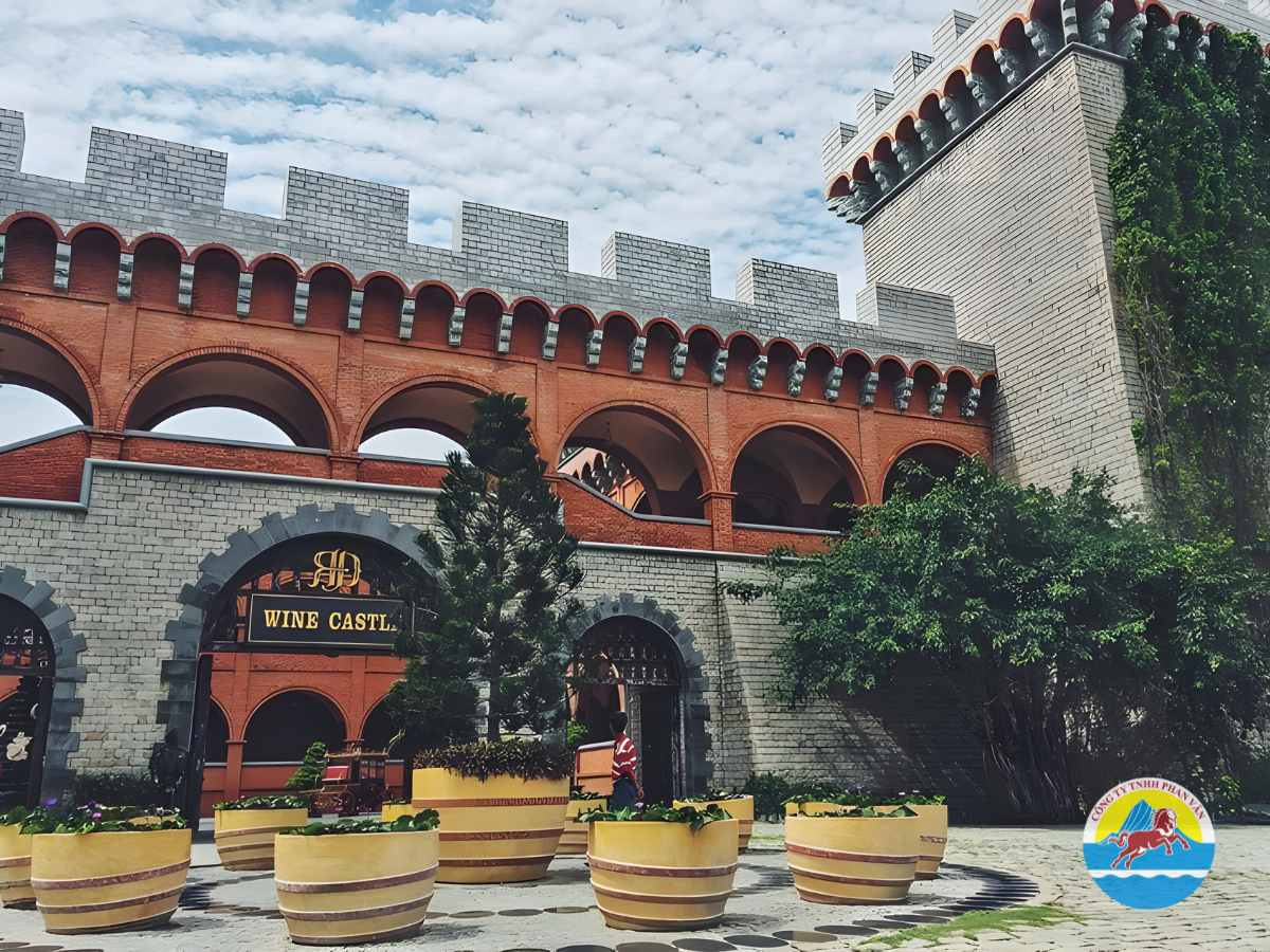 Lâu Đài Rượu Vang Phan Thiết
