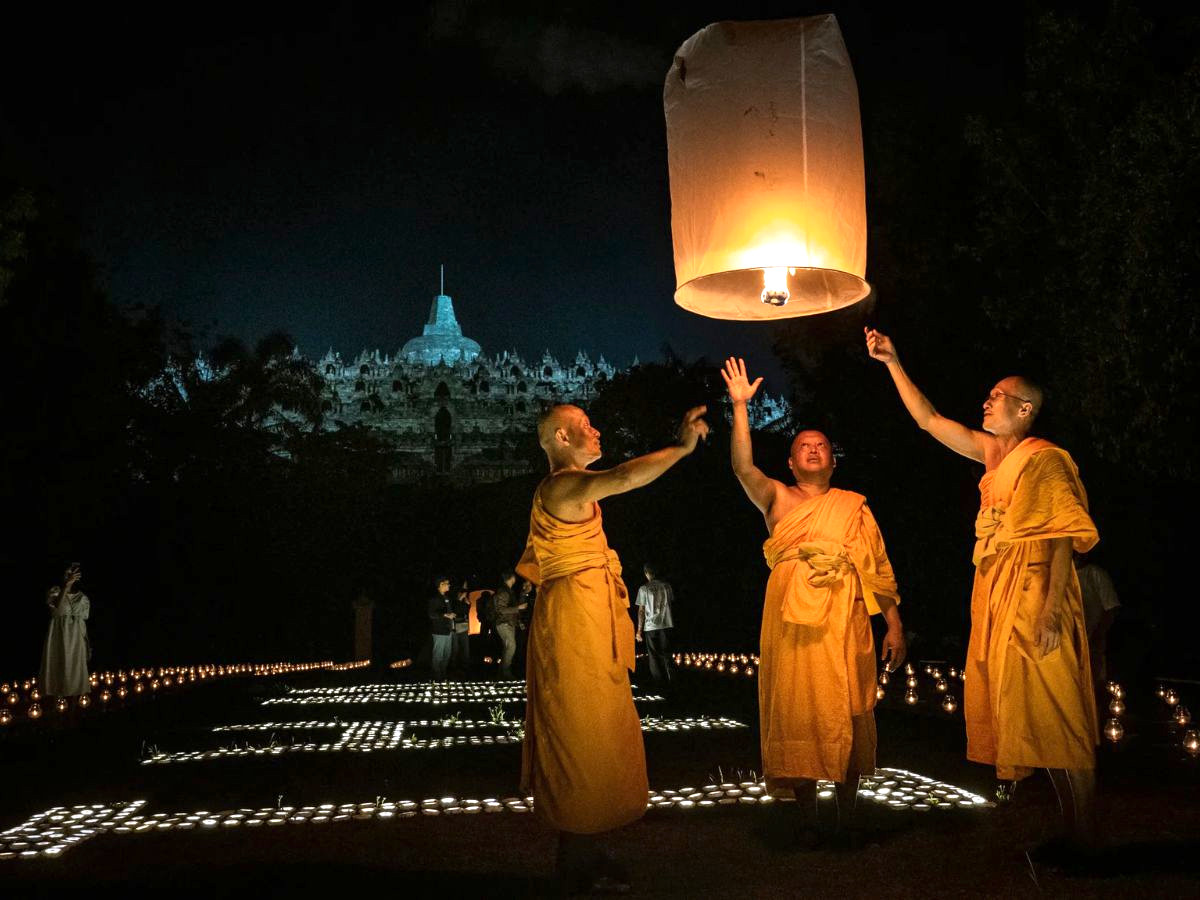 le-hoi-truyen-thong-indonesia-phan-van-travel-2