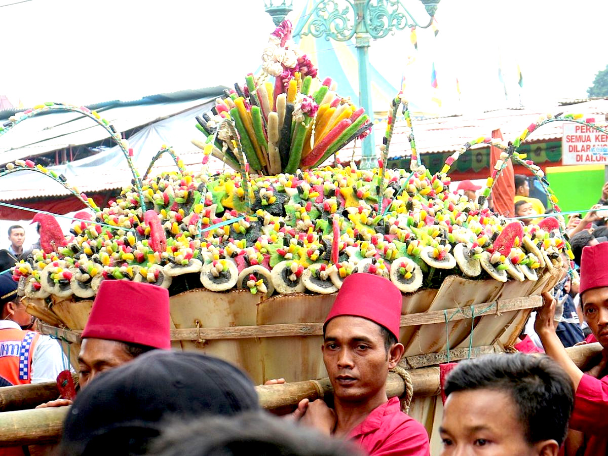 le-hoi-truyen-thong-indonesia-phan-van-travel-4