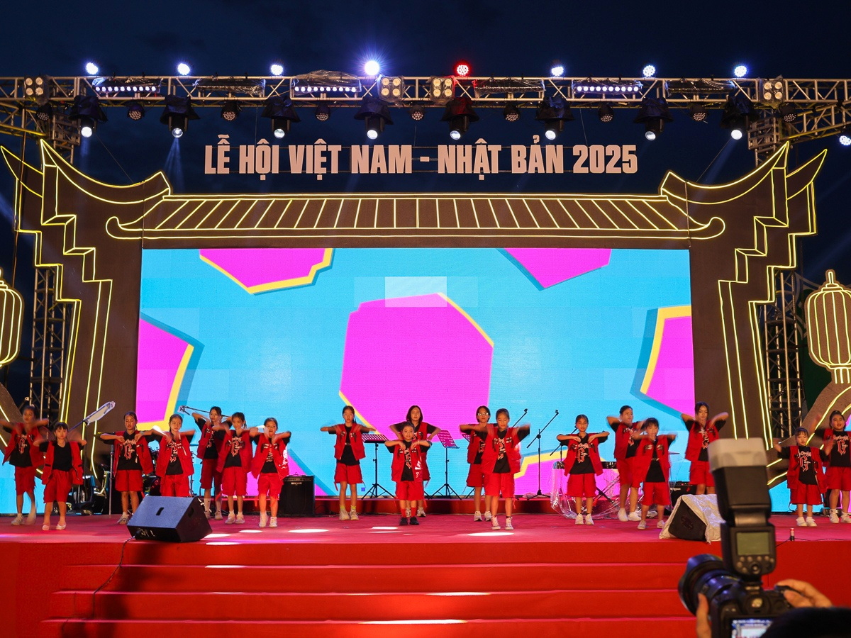 Kết nối tình hữu nghị với những màn biểu diễn nghệ thuật đắc sắc