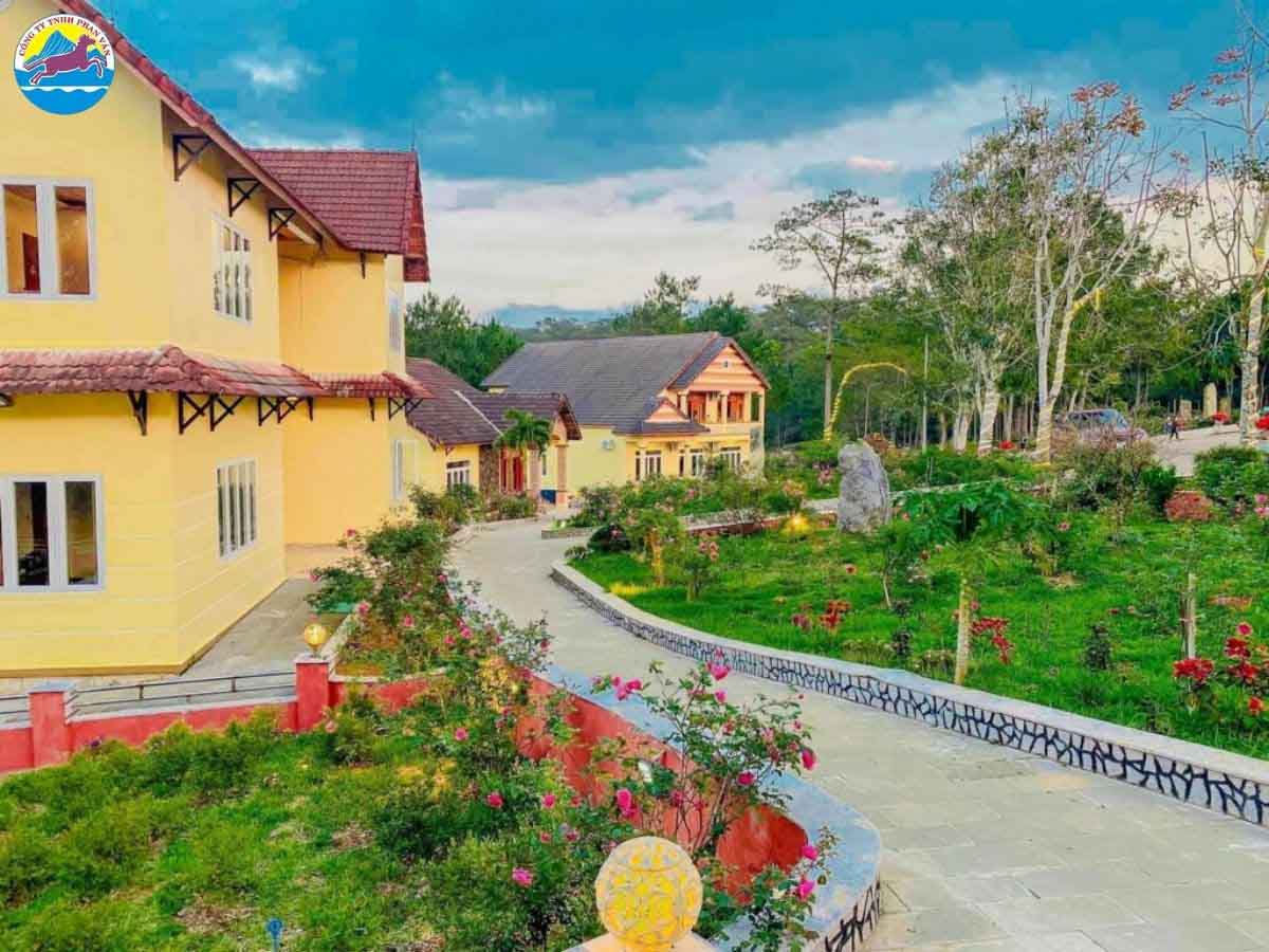 Khu nghỉ dưỡng thoải mái, cổ điển tại Măng Đen