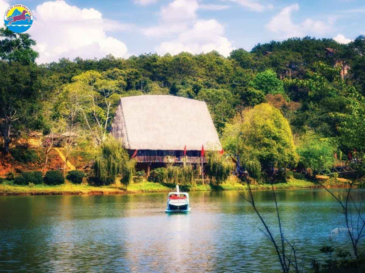 Tham quan Hồ Đăk Ke