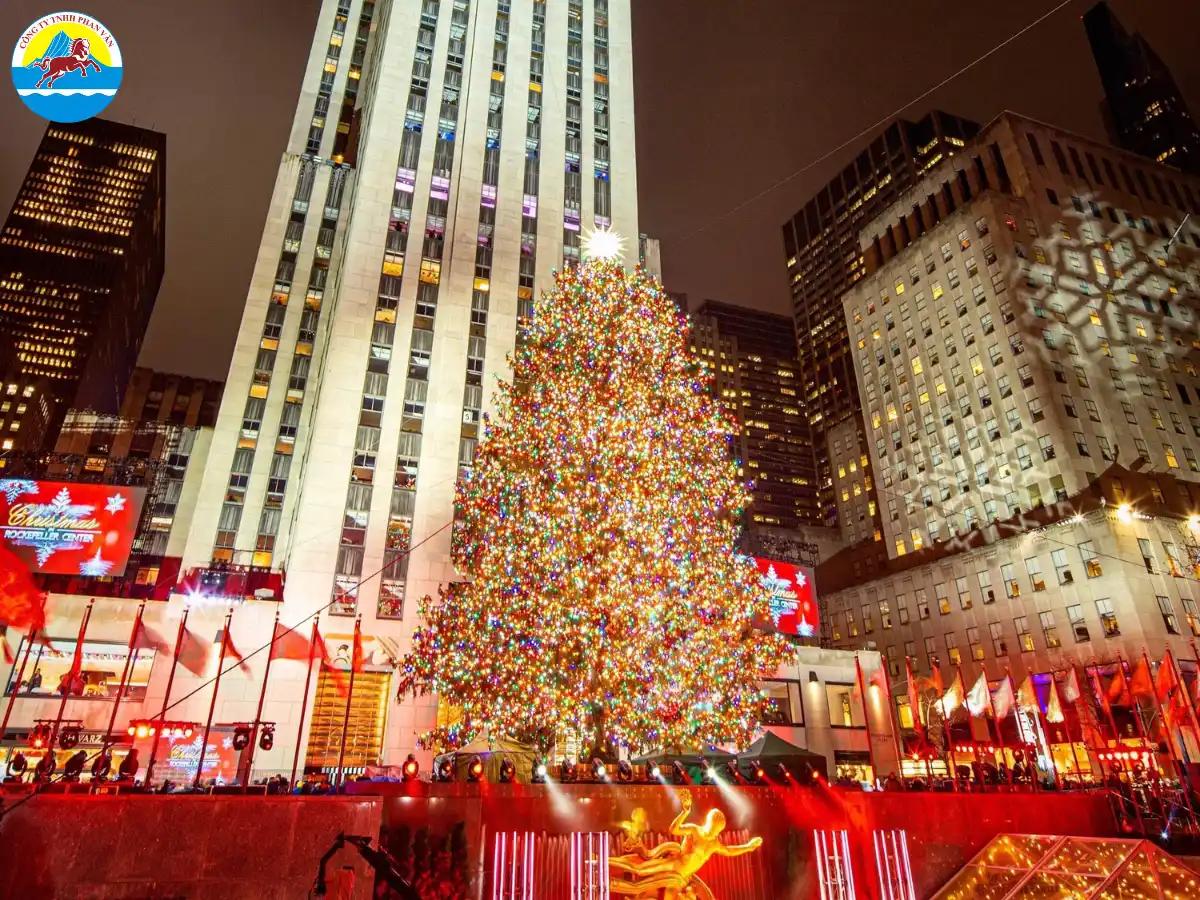 Cây thông Noel khổng lồ tại Rockefeller Center