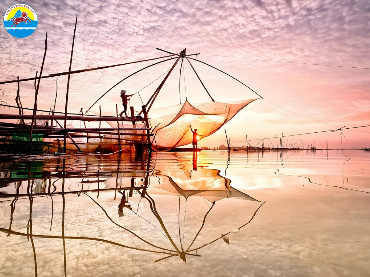 Đánh bắt cá tôm