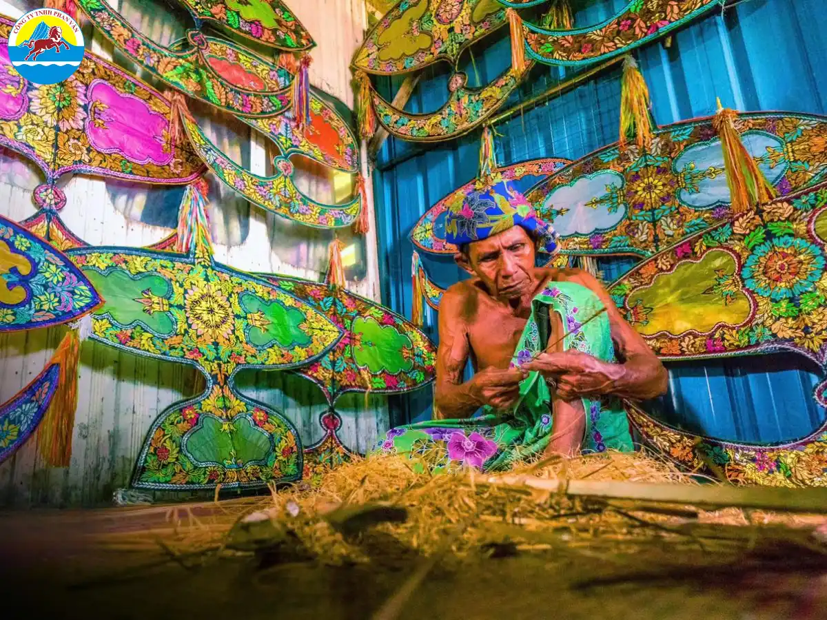 Đồ chơi truyền thống Wau Bulan
