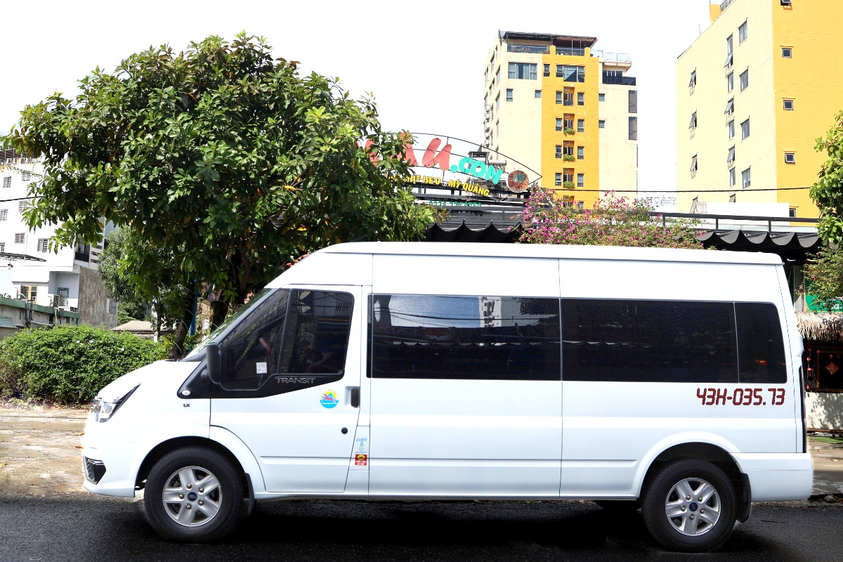 Thuê xe đi xem pháo hoa cùng gia đình hoặc hội nhóm