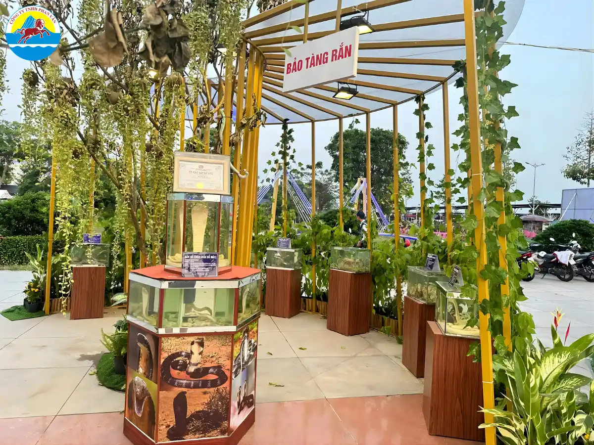 Trại rắn Đồng Tâm
