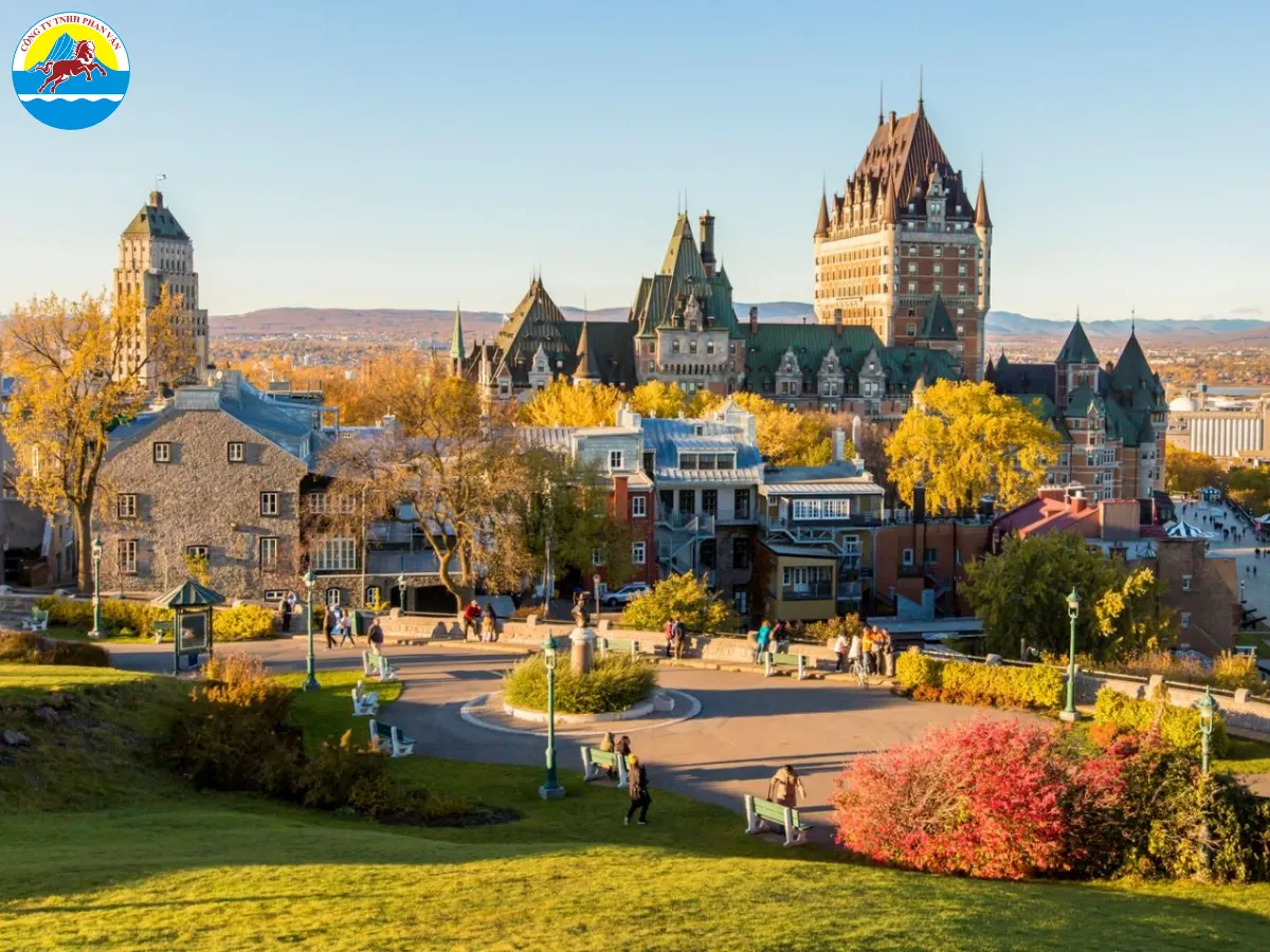 Quebec City vào mùa hè sớm