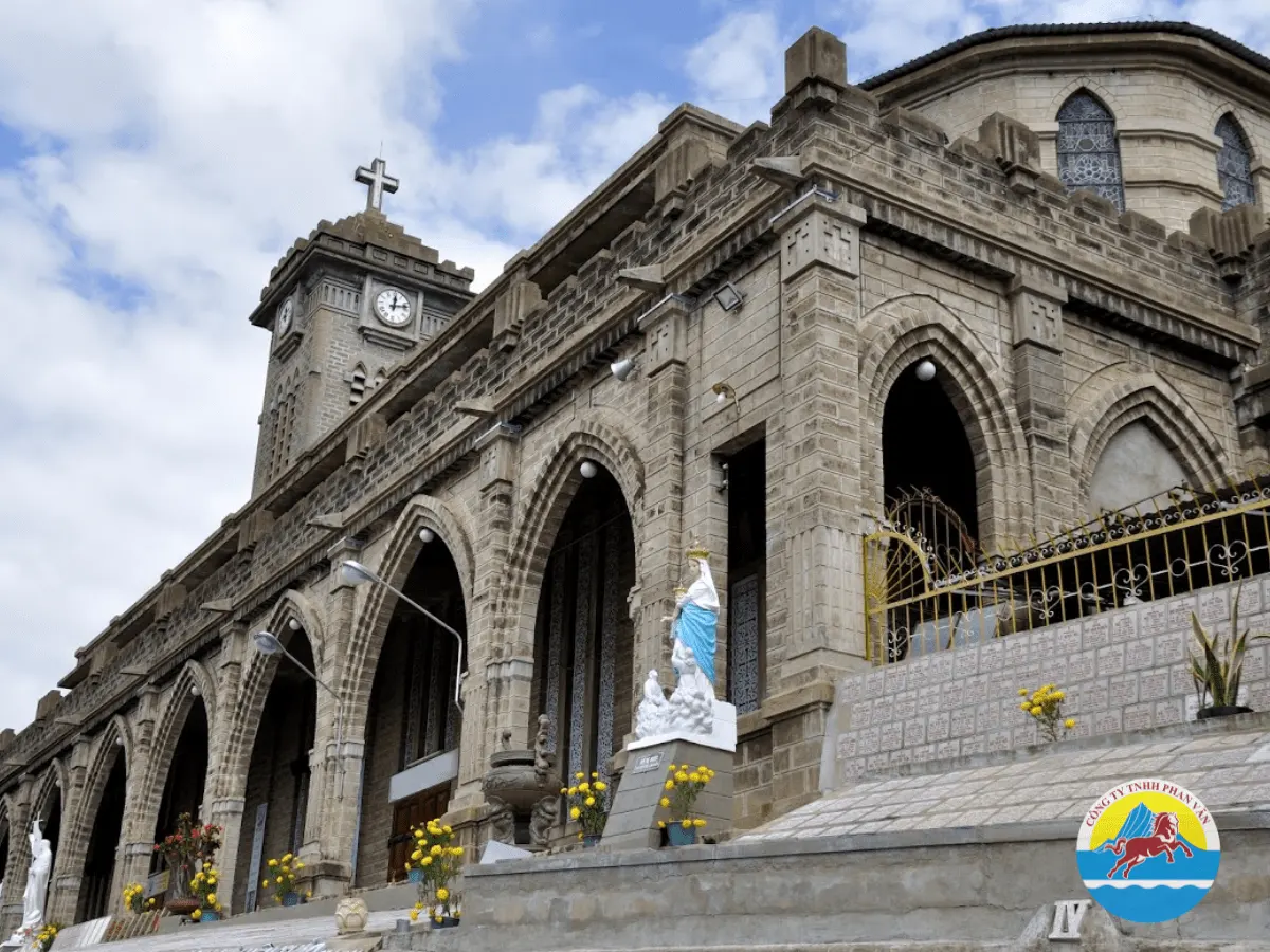 Nhà thờ Núi Nha Trang