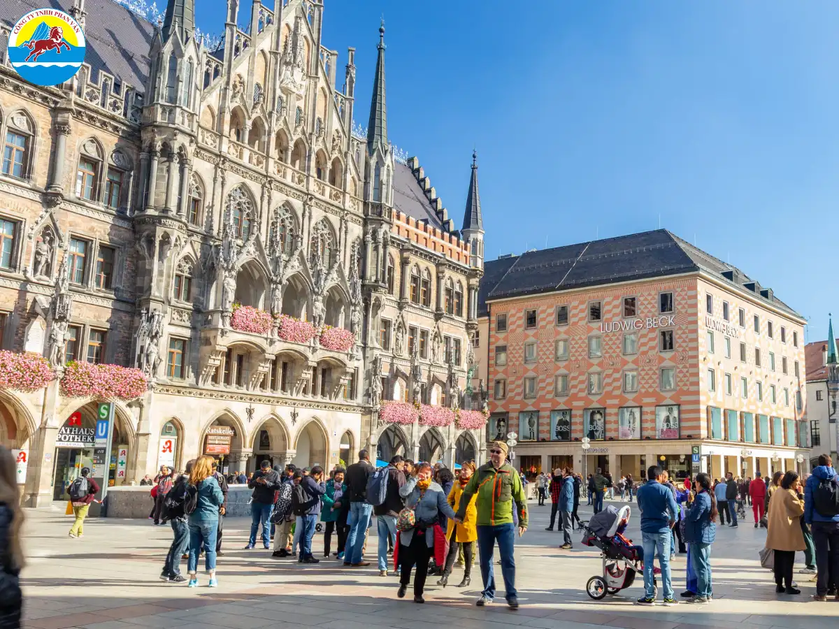 Marienplatz