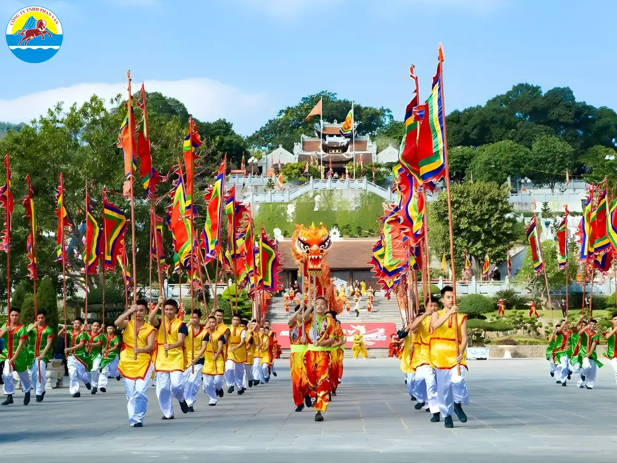 Đền Cửa Ông