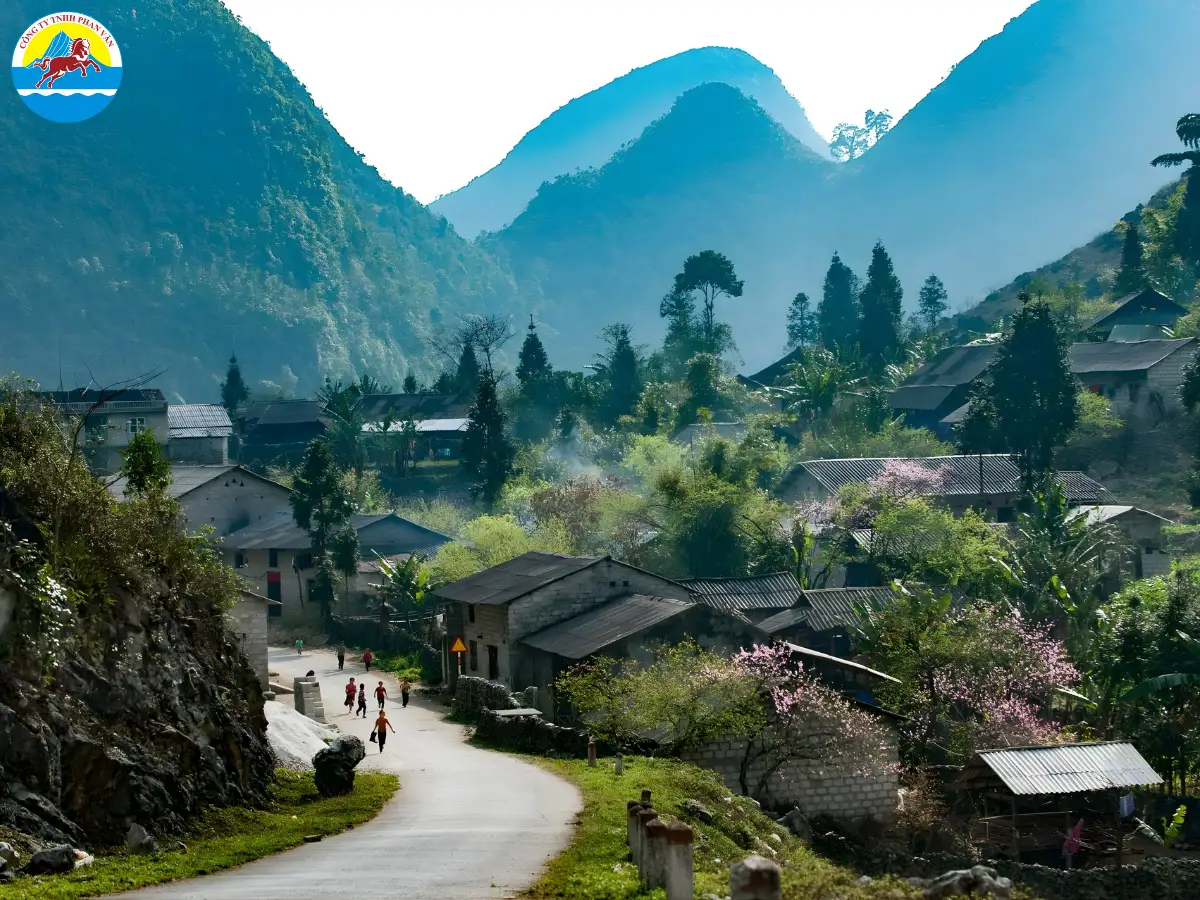 Đồng Văn Hà Giang
