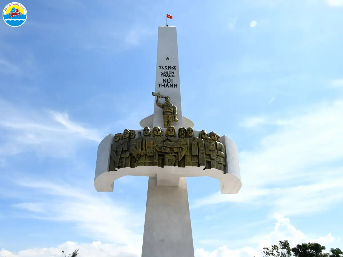 du lịch núi thành quảng nam