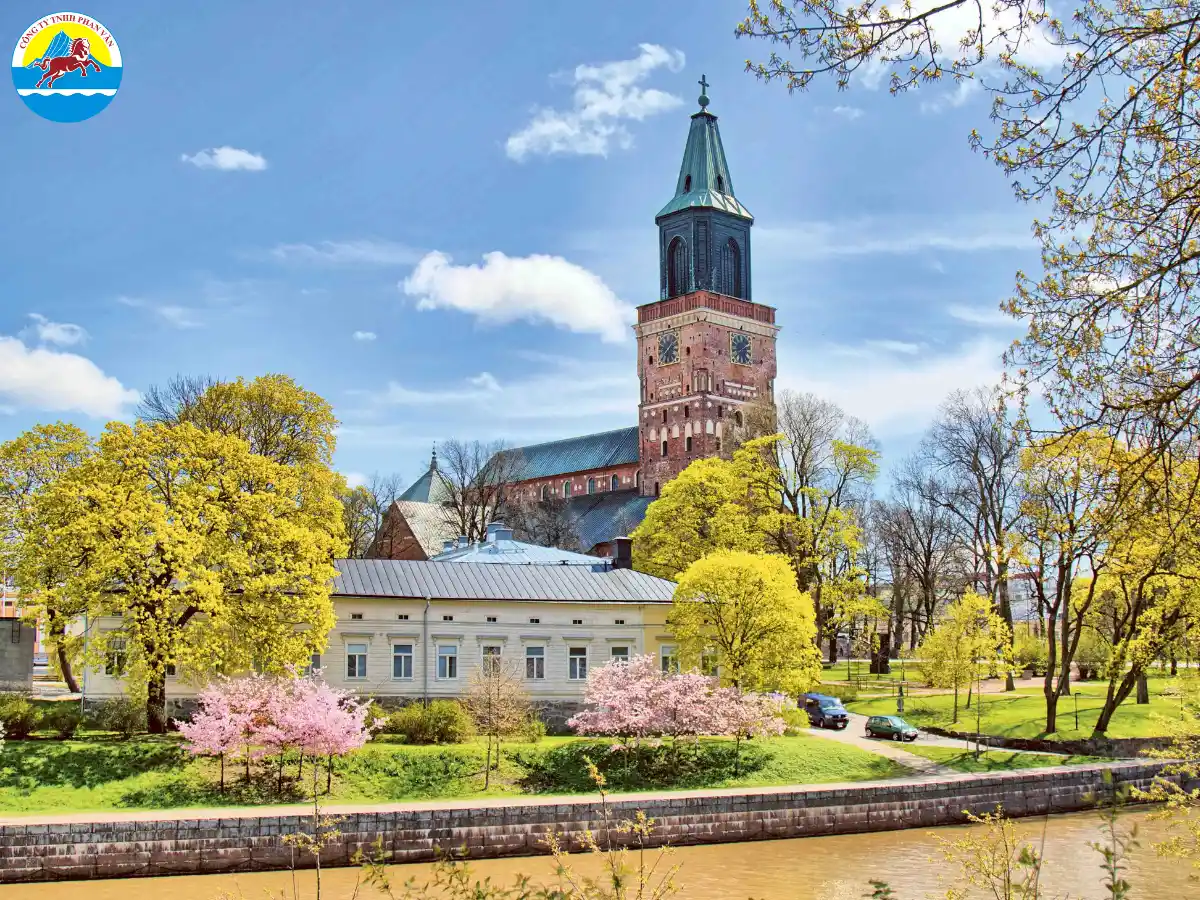 Cung điện Hoàng Gia Turku