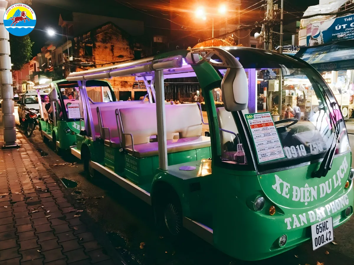 Xe điện phù hợp cho khách đoàn