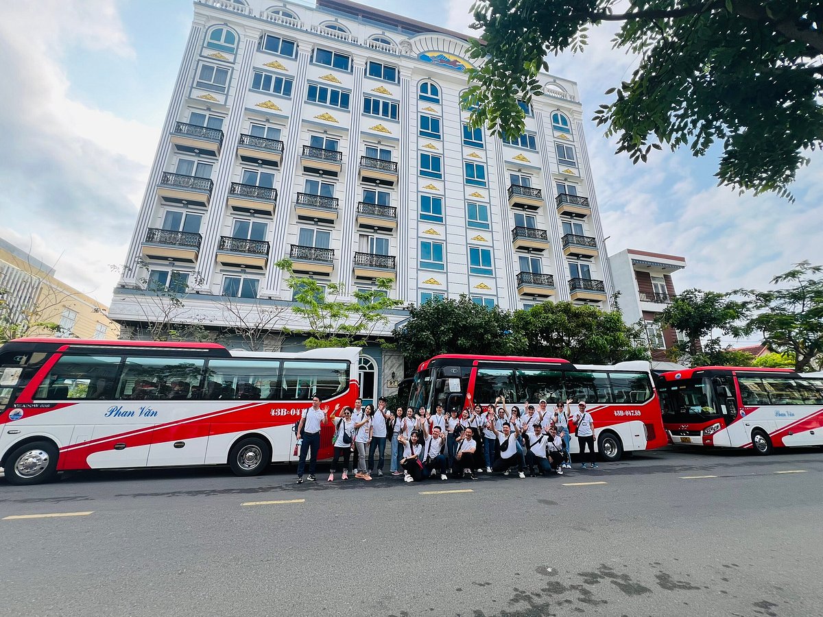 Dịch vụ cho thuê xe chất lượng chuyên nghiệp tham quan Bà Hills