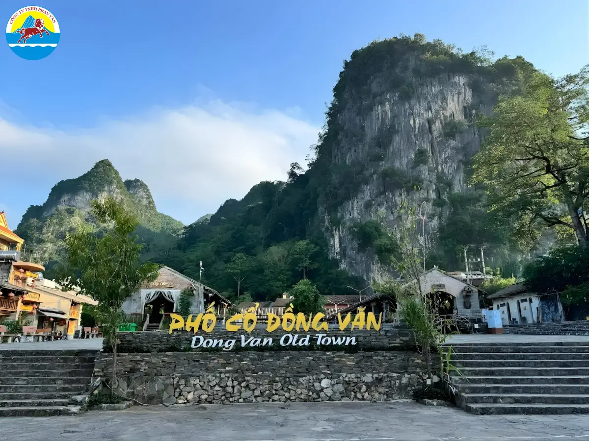 phố cổ Đồng Văn