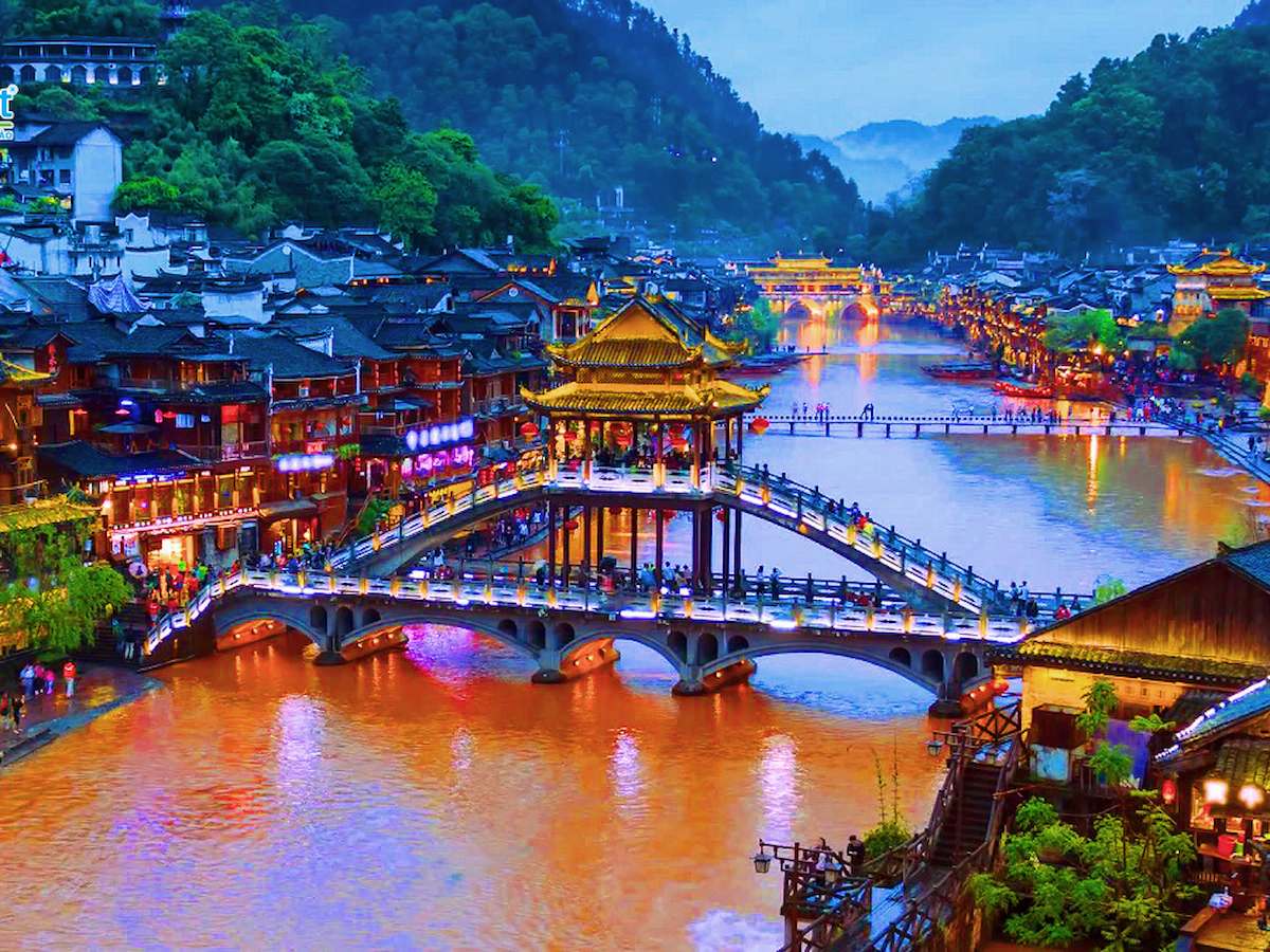 Phượng Hoàng Cổ Trấn Trung Quốc