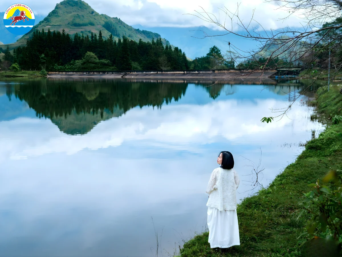 Giá tour Quản Bạ Hà Giang thường phụ thuộc vào nhiều yếu tố