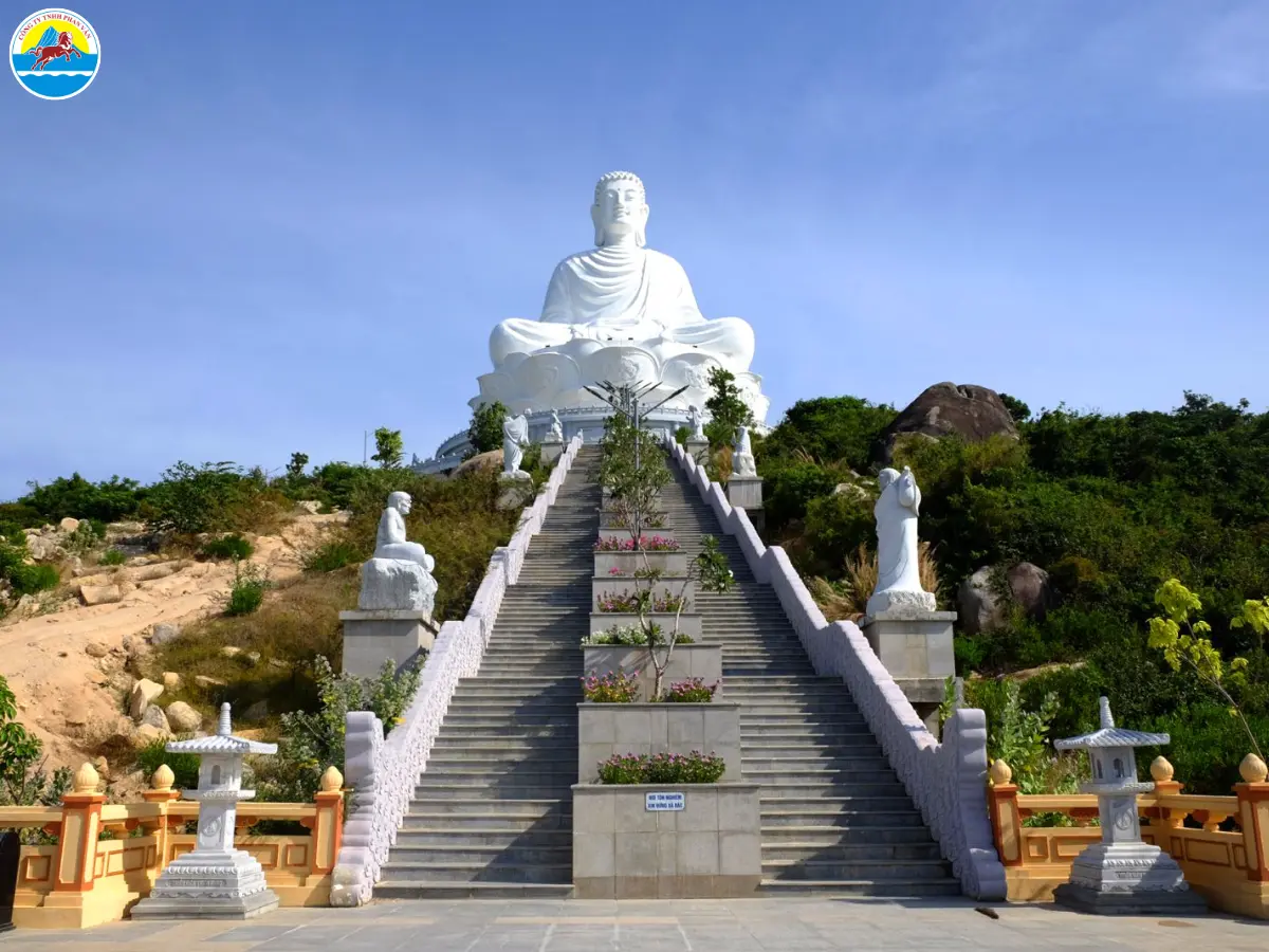 có nên đi quy nhơn tháng 2