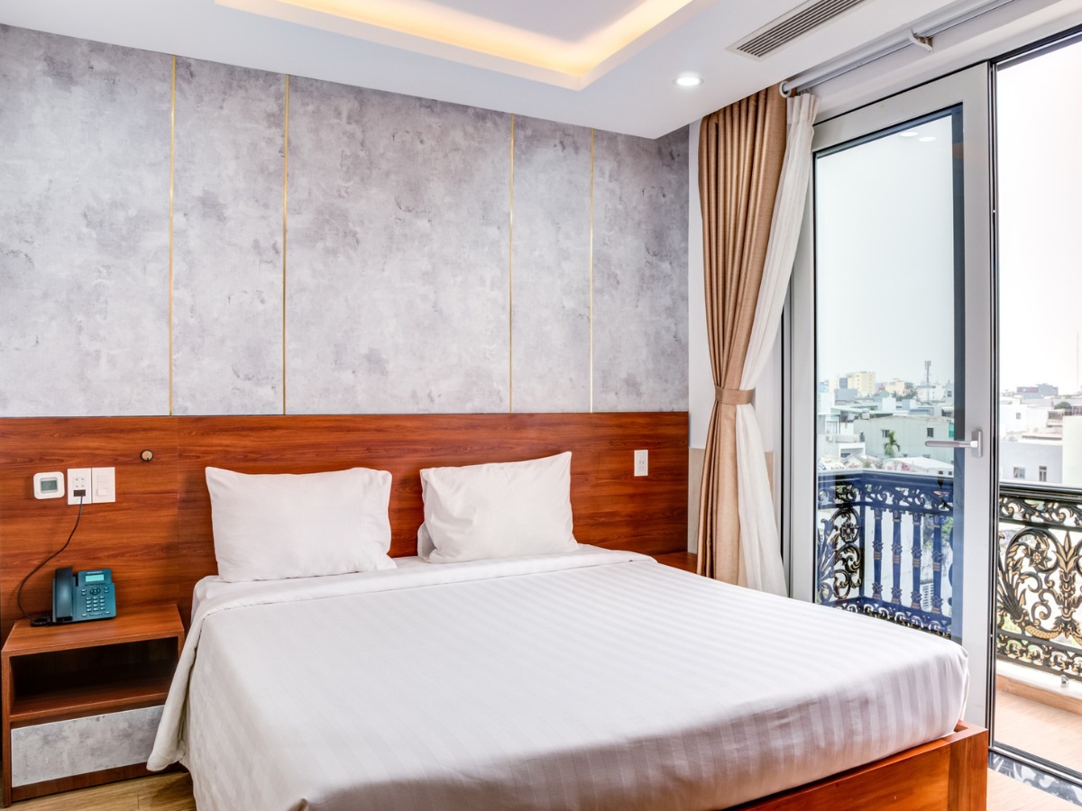 Phòng nghỉ giường đơn có hướng nhìn về phía cầu sông Hàn