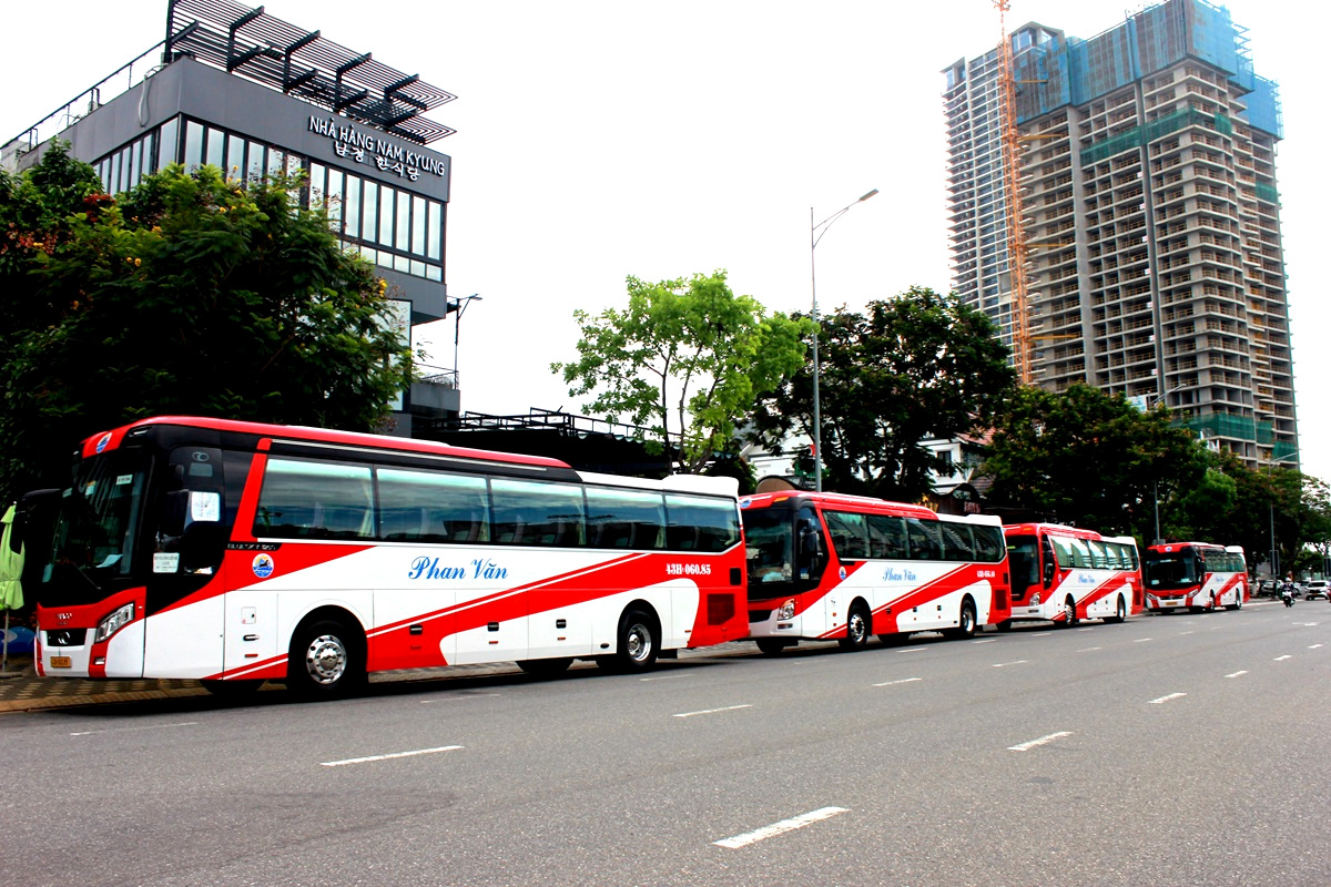 Xe Thaco Bluesky 45 Chỗ