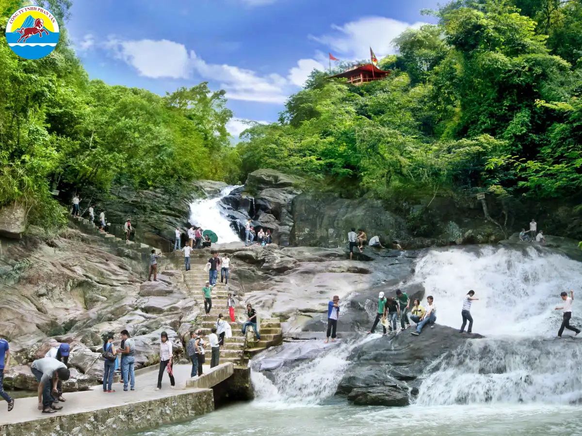 Thác Suối Mỡ
