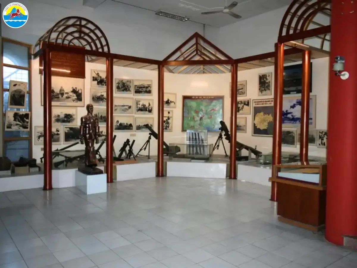 du lịch quận tân bình