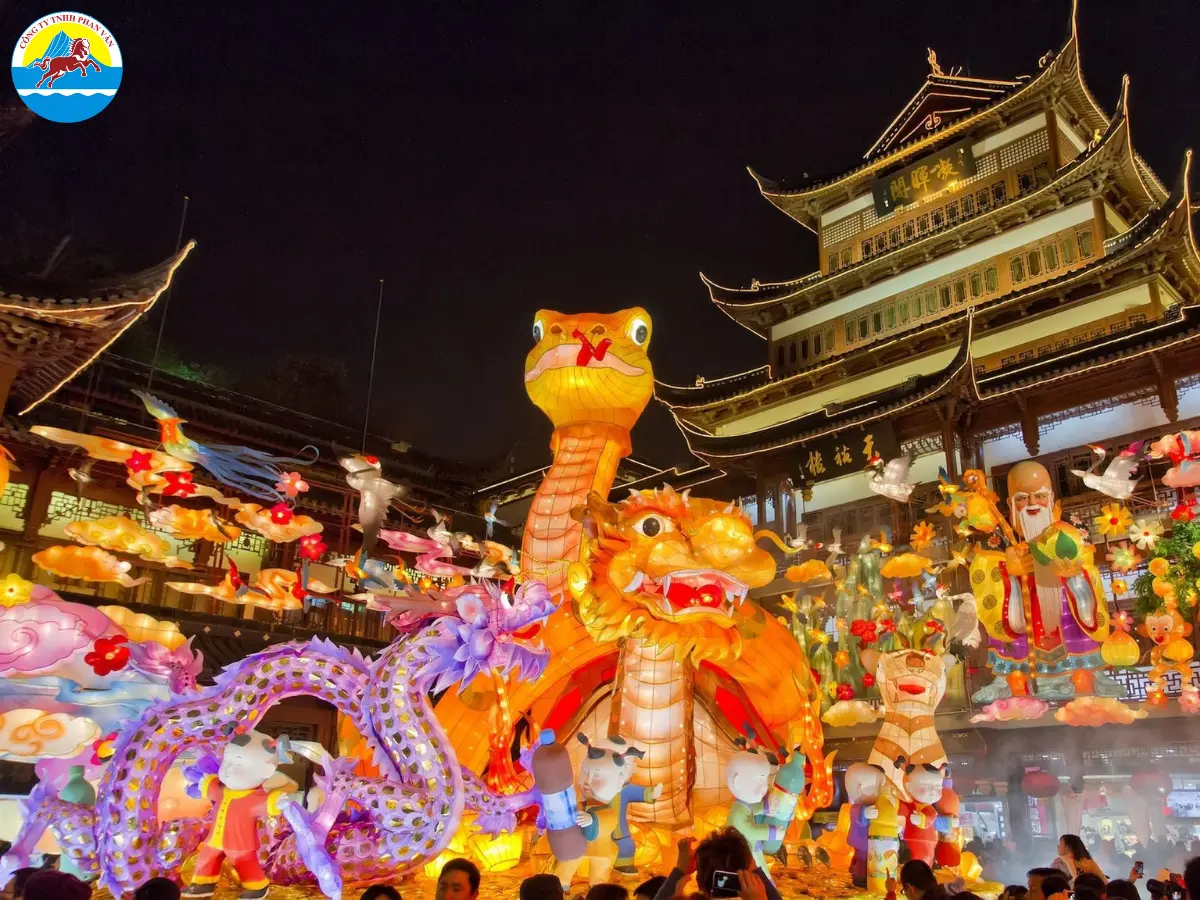 Phan Văn Travel chuyên thiết kế các gói tour du lịch độc quyền cho dịp lễ