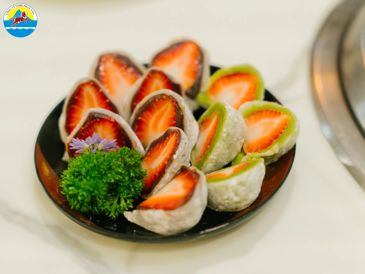 Nhất định phải thử bánh mochi dâu tây