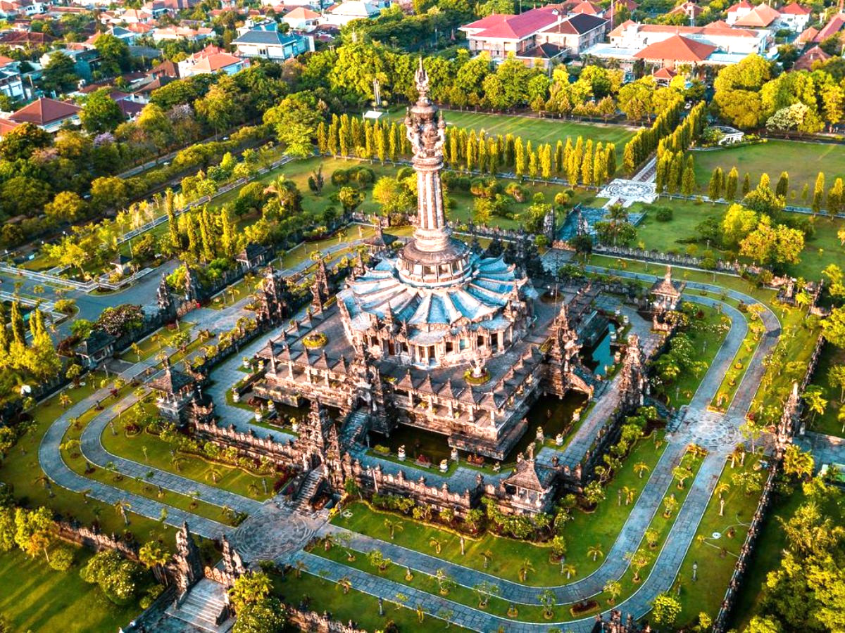 thanh-pho-noi-tieng-indonesia-phan-van-travel-10