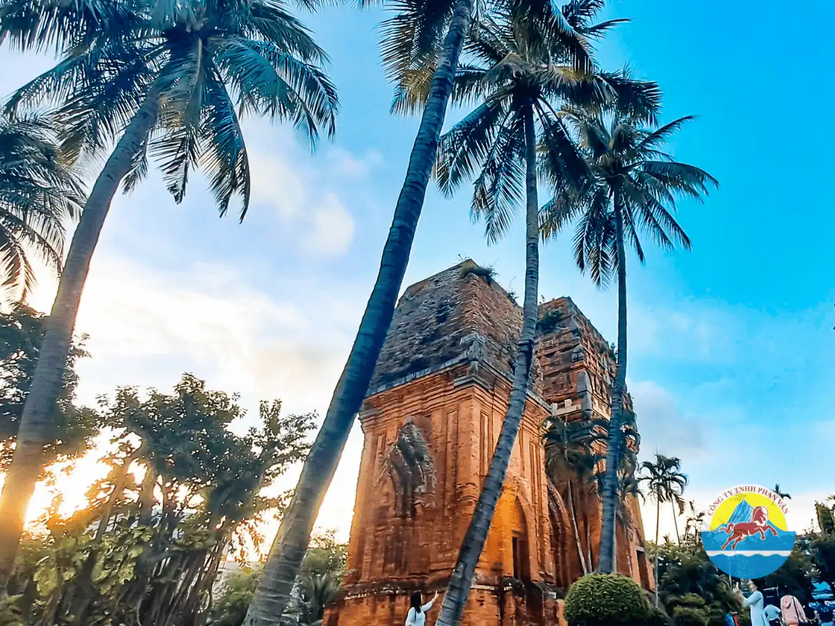 Tháp Đôi Quy Nhơn