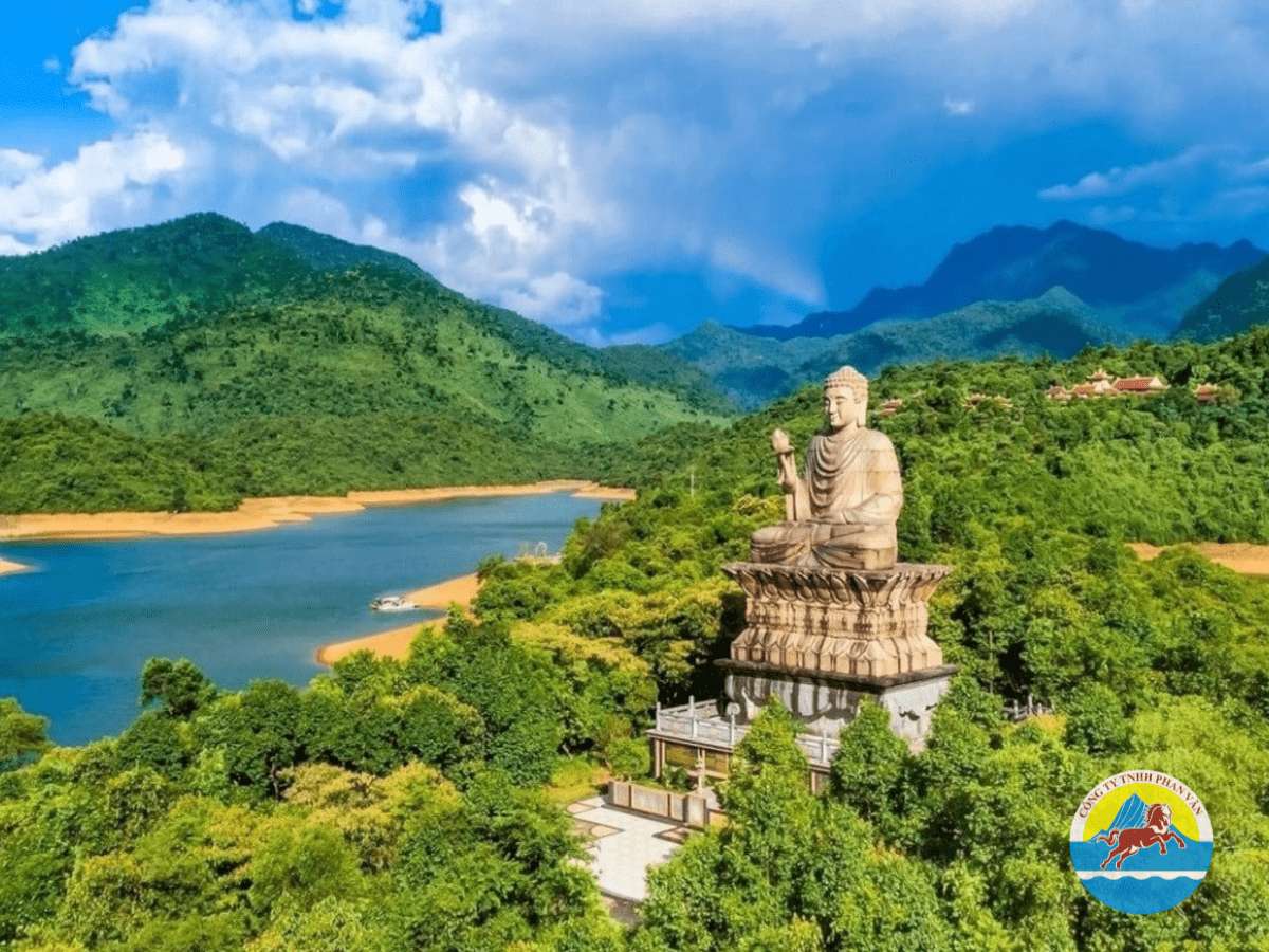 Thiền viện Trúc Lâm Bạch Mã