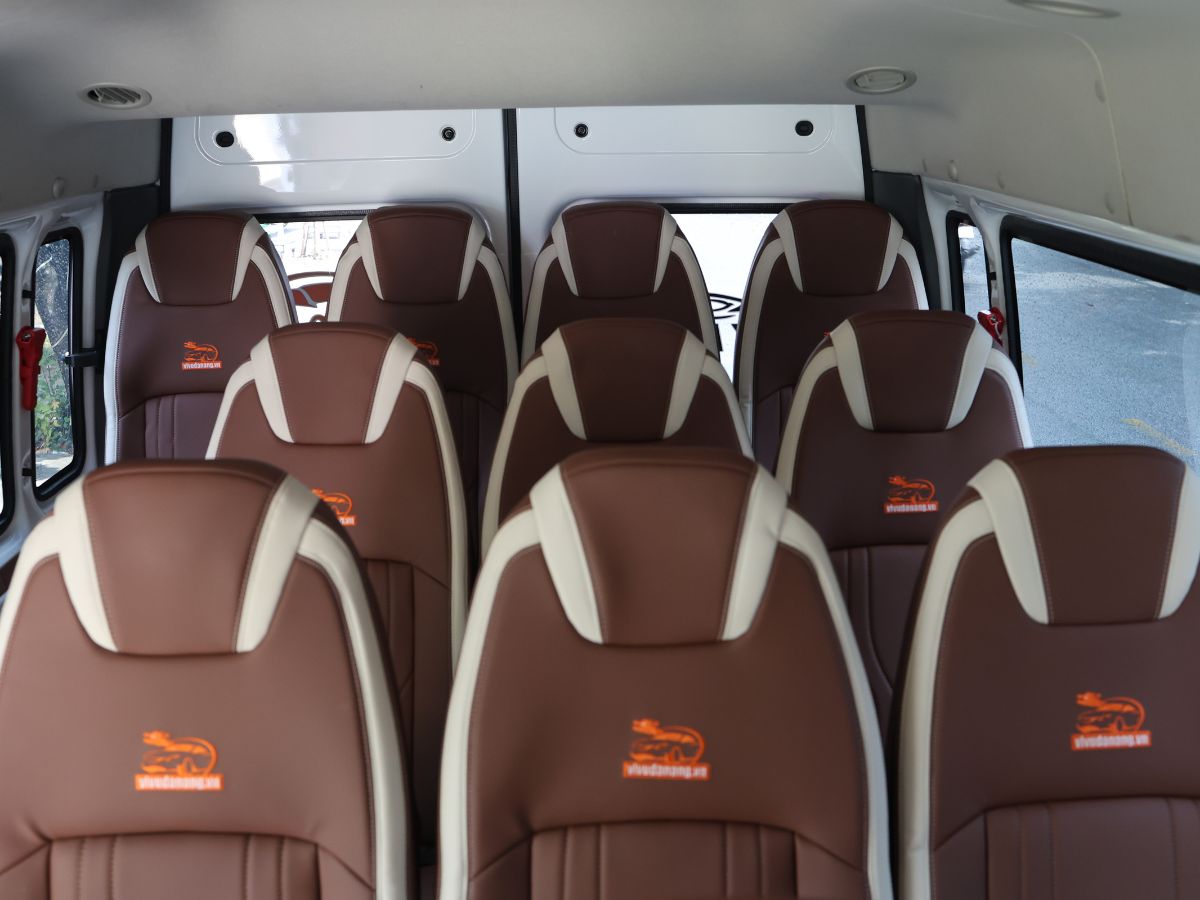 thuê xe 16 chỗ từ đà nẵng đi huế​