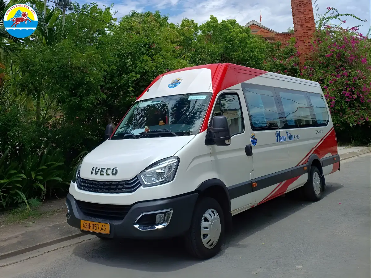 thuê xe 16 chỗ Quảng Bình
