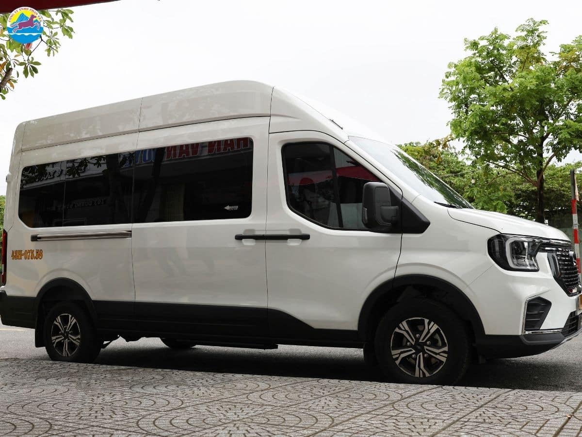 thuê xe du lịch 16 chỗ tại huế