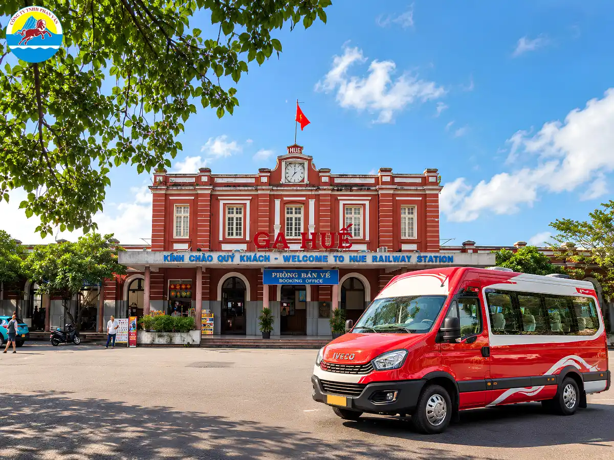 thuê xe 19 chỗ Đà Nẵng đi Huế