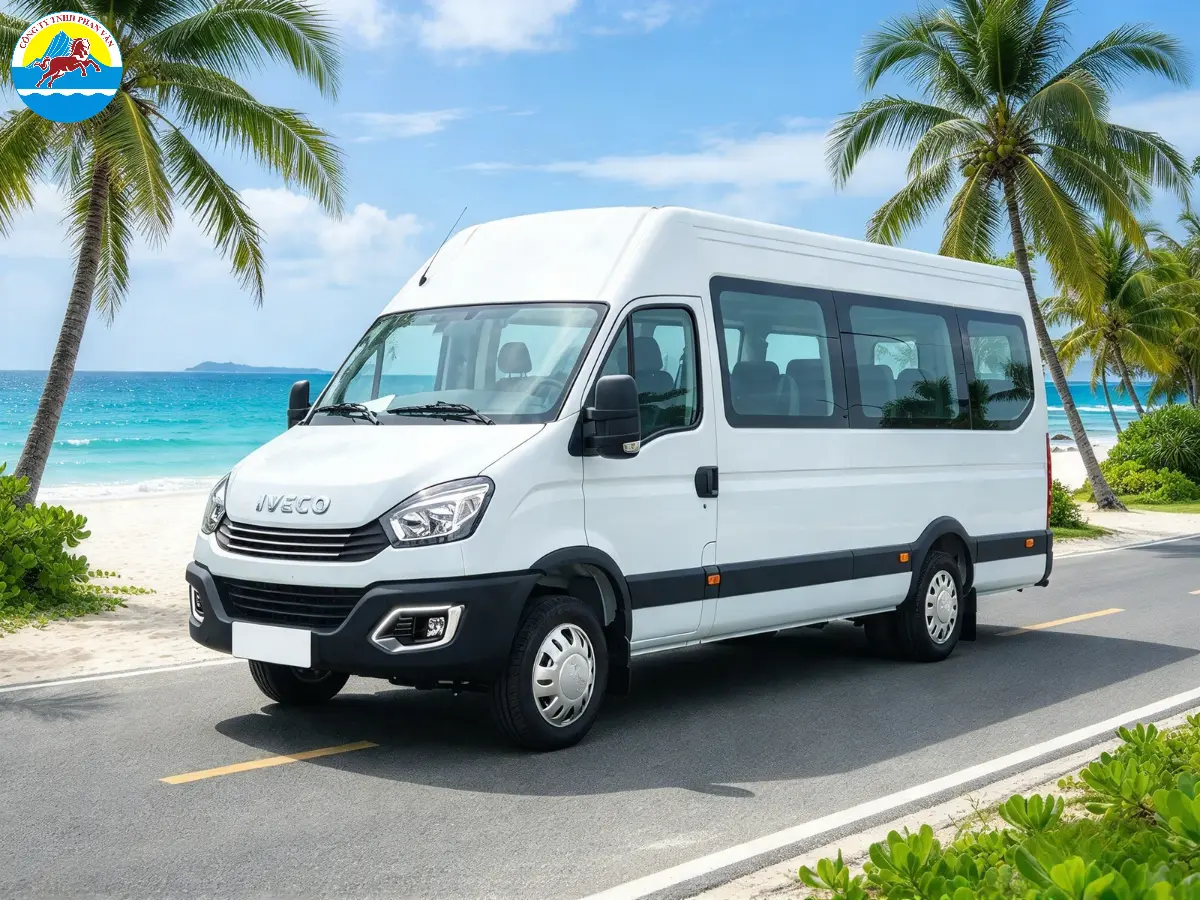 Iveco Daily Plus 19 chỗ đi Phú Quốc