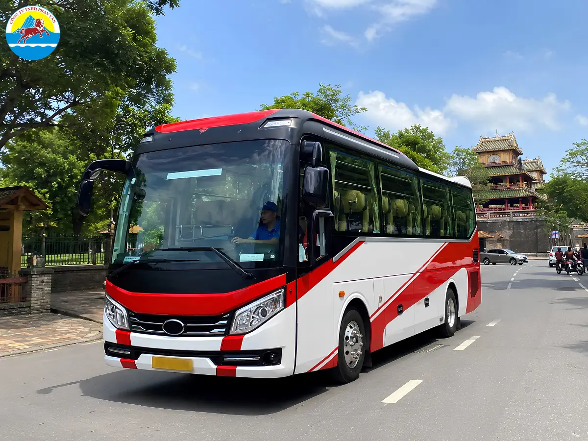 thuê xe 30 chỗ tại Huế