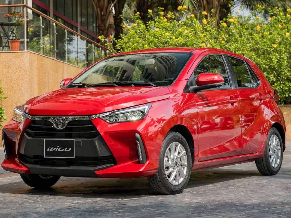 Thuê xe 4 chỗ có tài xế