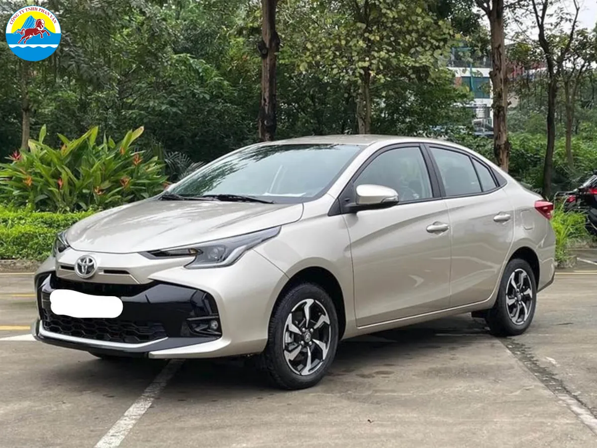 thuê xe 4 chỗ tại huế​