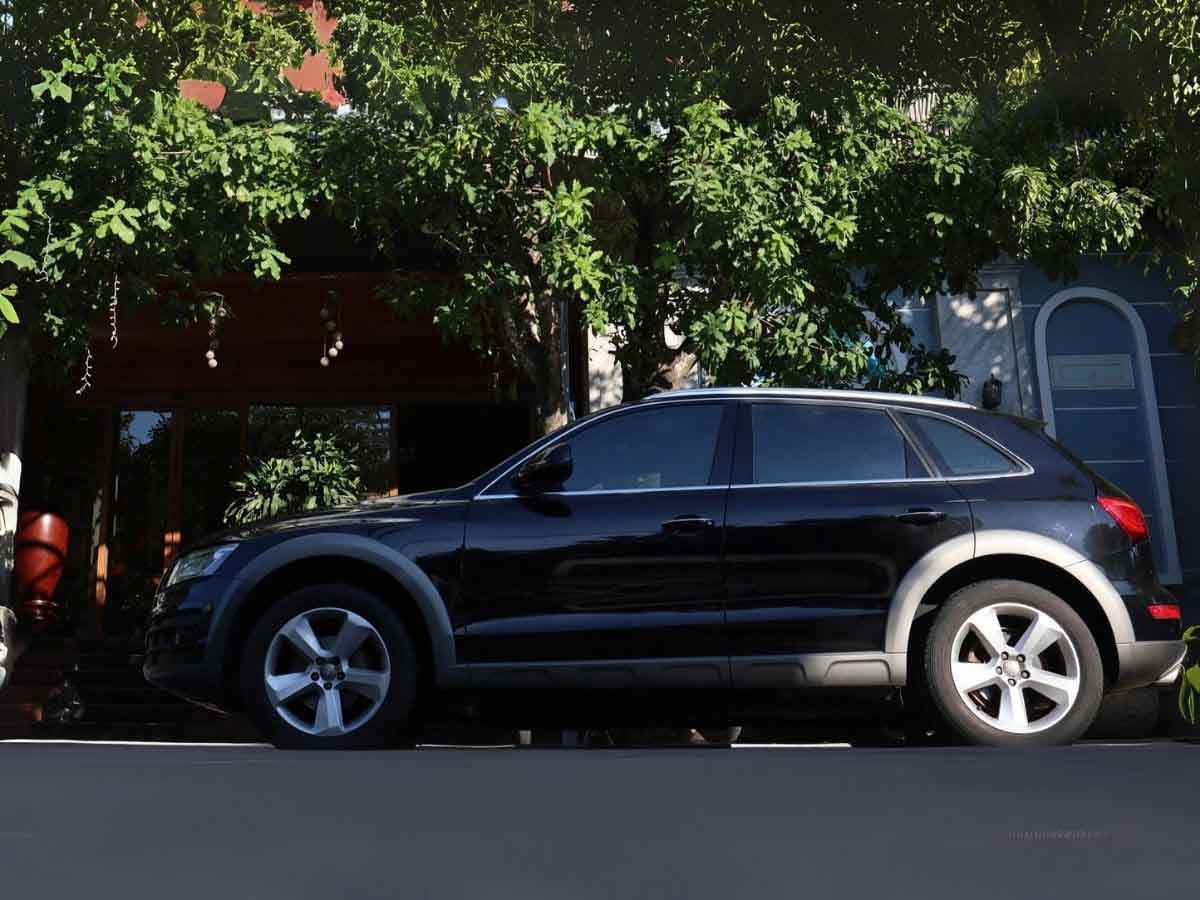 Cho thuê xe Audi Q5