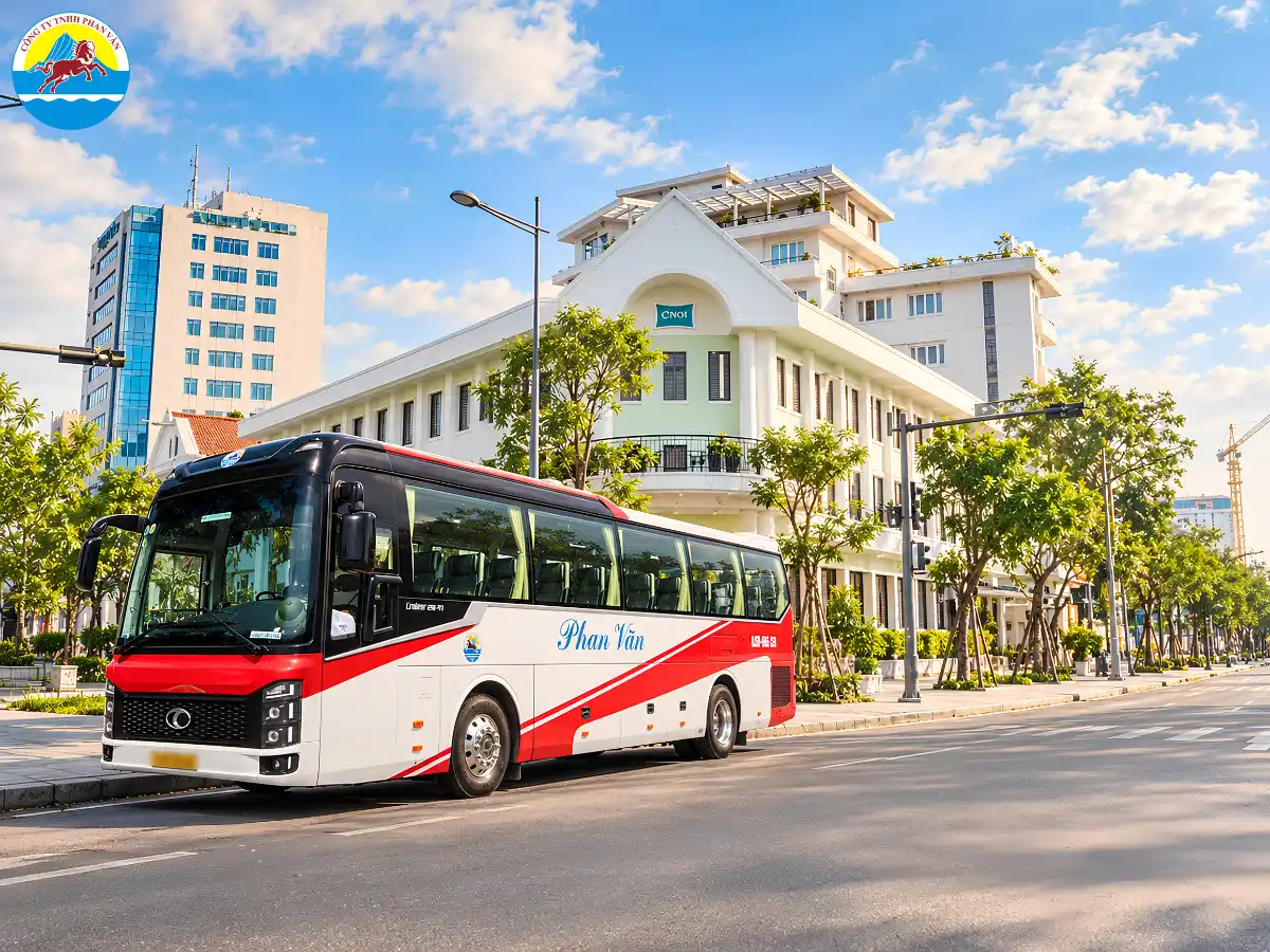 thuê xe 45 chỗ Đà Nẵng đi Huế