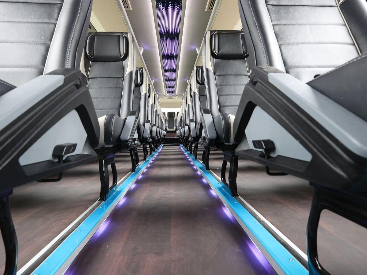 thuê xe du lịch quảng bình 45 chỗ