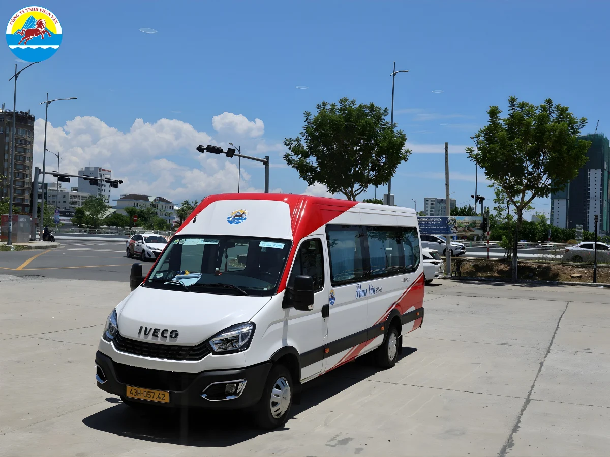 thuê xe 9 chỗ Phú Quốc